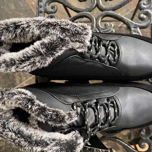 Brand new Womens Weather Proof winter boots - Picture 6 of 8